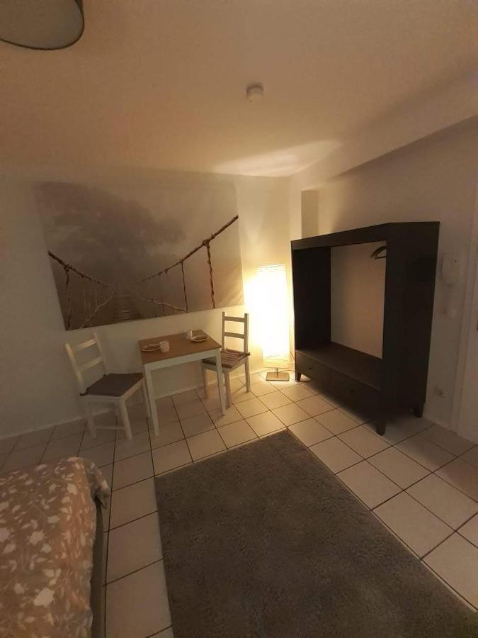 Zimmer Frei 2 Wiesbaden Exteriér fotografie